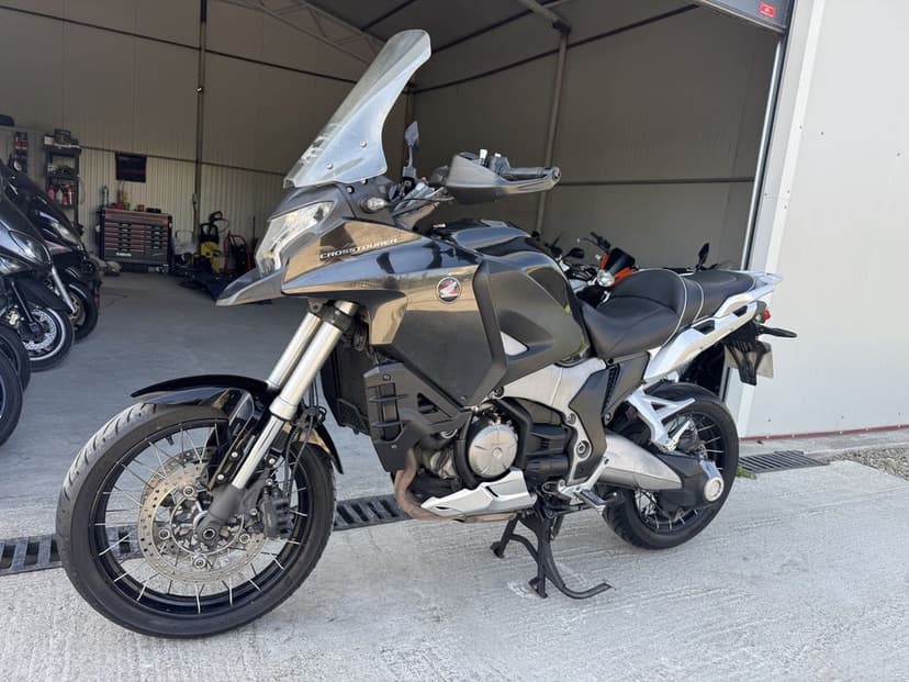 HONDA VFR 1200xd DCT 2013 ABS - Fox Motors Sales