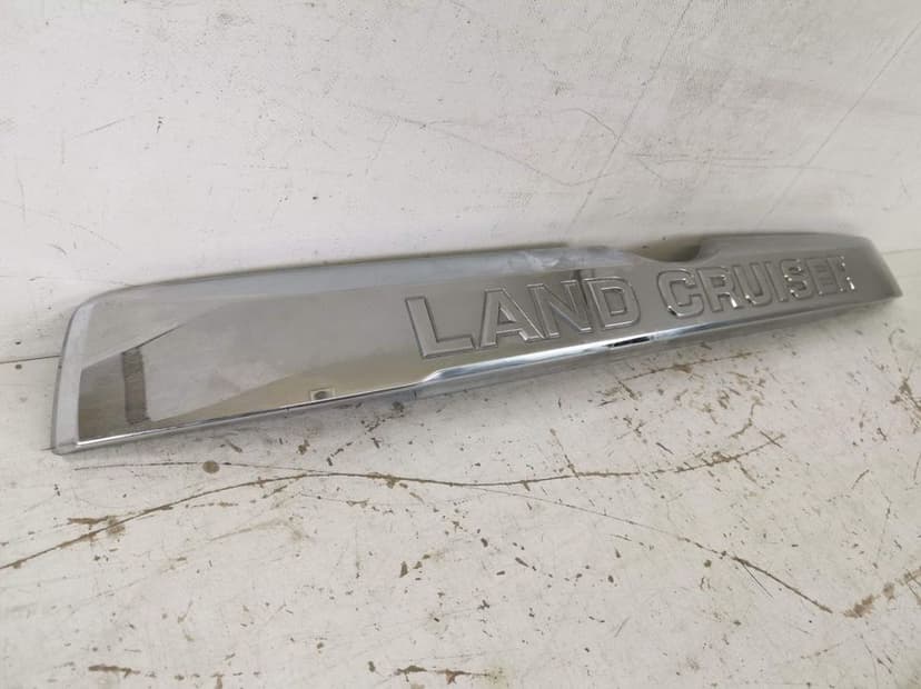 Ornament Crom Haion Toyota  Land Cruiser Prado J150 2009 2010 2011 201