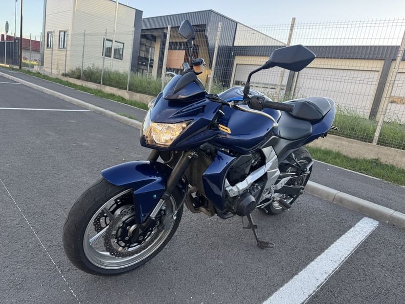 Vand Kawasaki Z750 – An 2009 – Naked Bike, 106 CP –
