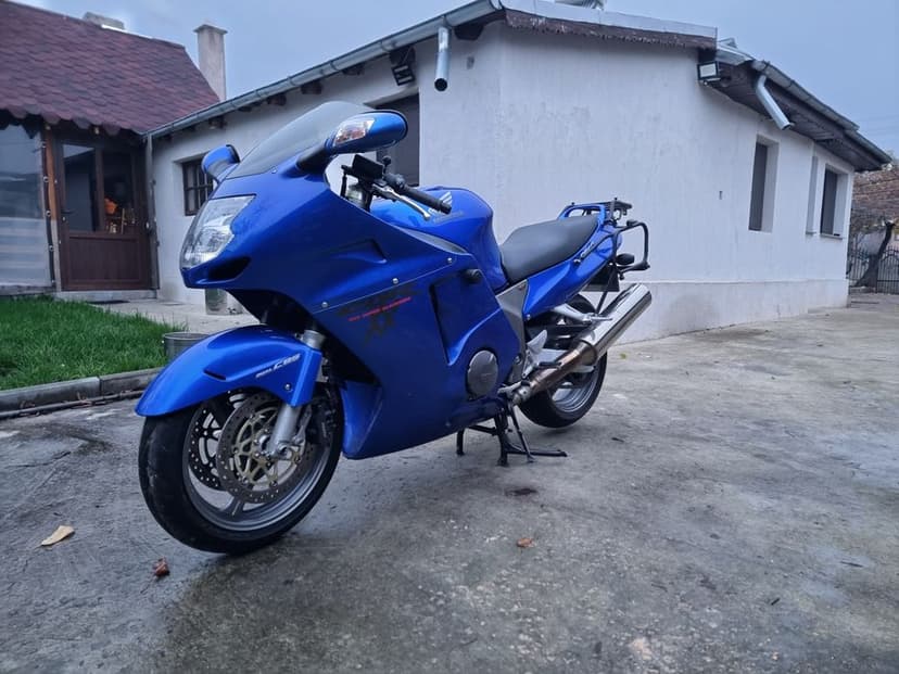 Honda CBR 1100xx blackbird