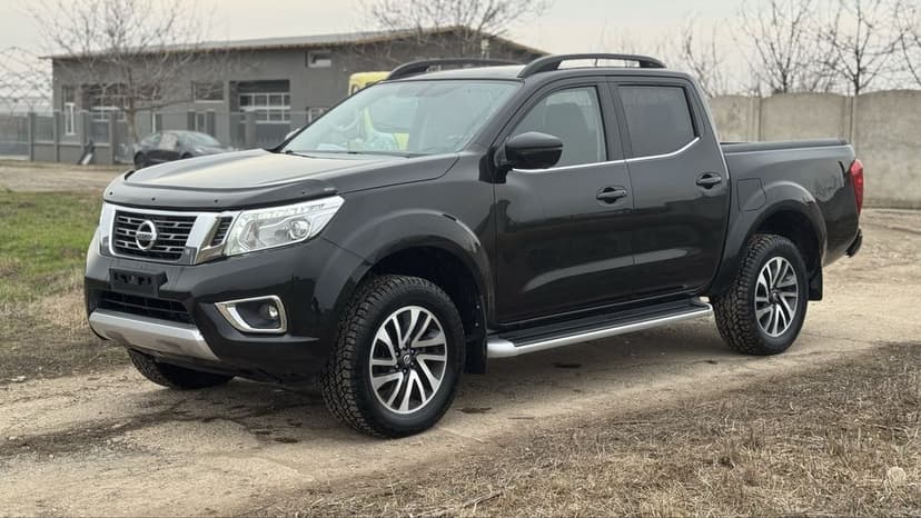 Nissan navara np300