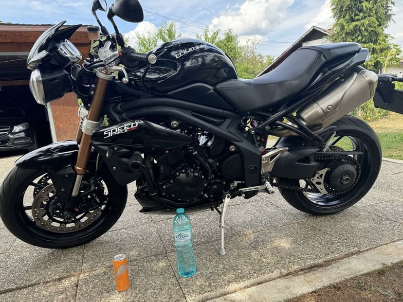 Triumph Speed Triple