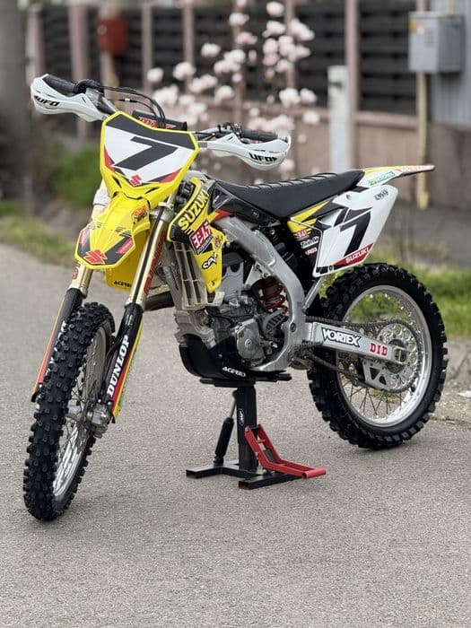Vând Suzuki RMZ 450 2015 injecție/Impecabil/Ambreiaj REKLUSE!2950€neg!