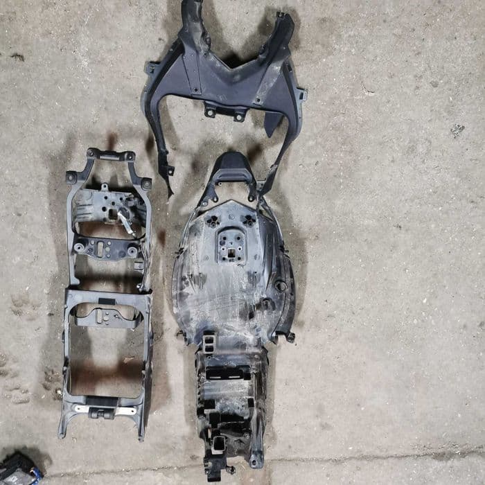 piese kawasaki zx6r 636 2013 - 2019 piesele disponibile in descriere