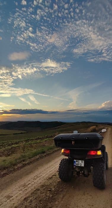 Vând Atv Sym 300cc quadlander