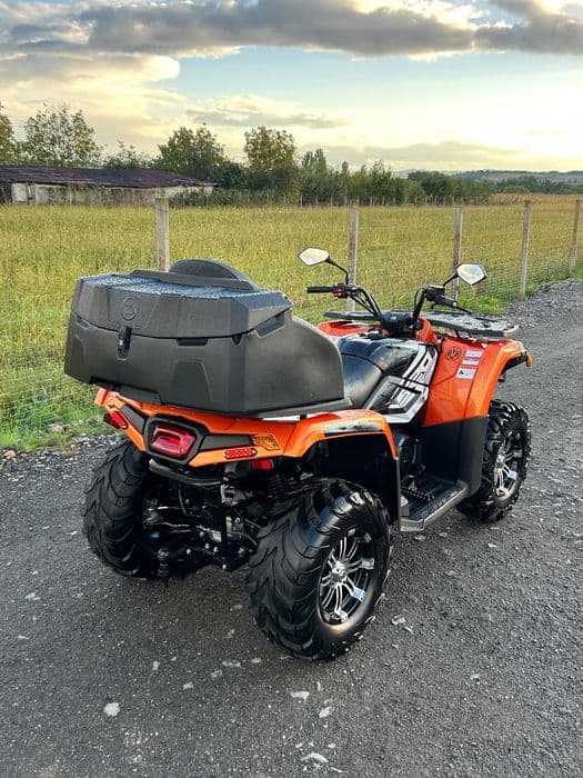 Cf Moto 520 L ( nu linhai tgb can am polaris)