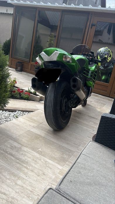 Kawasaki ZZR 1441 / ZX 14R
