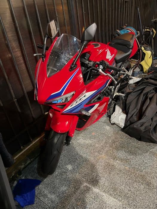 Honda cbr650r  2025 garantie