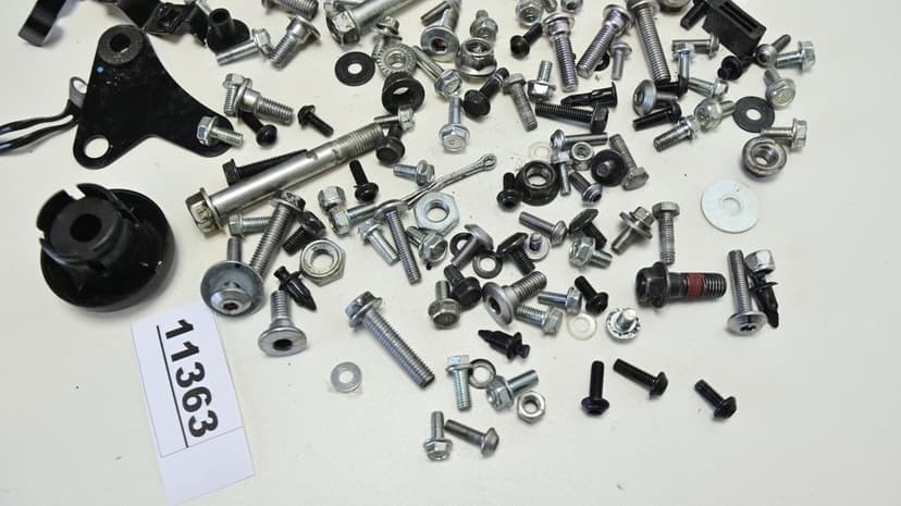 Diverse set cleme Suruburi Si Prinderi Kawasaki Z650 2017 - 2019