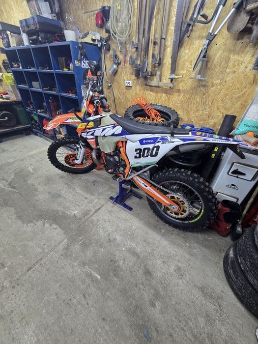 Ktm 300 tpi înmatriculat.