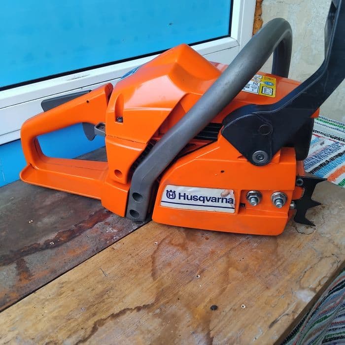 Husqvarna 142  de 2,6 cp