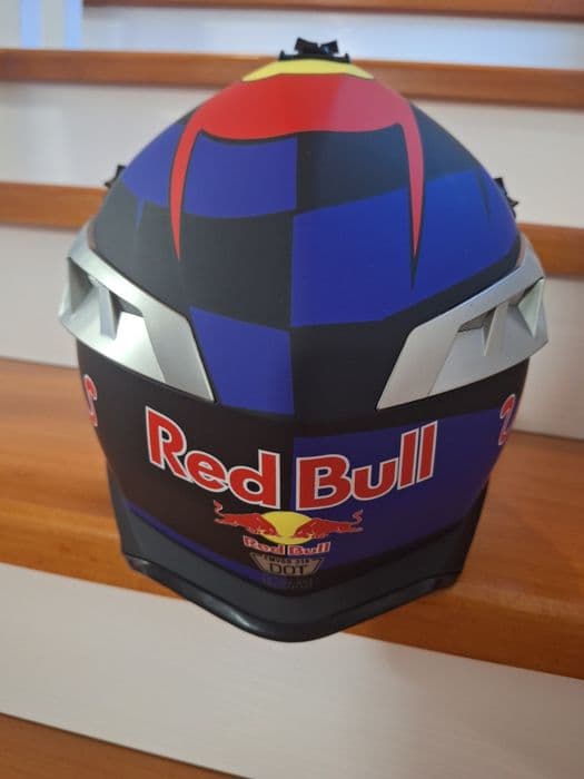 Cască Enduro Red Bull disponibil  M - L  - XL - XXL