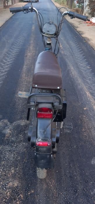 Vând Piaggio si 49cc