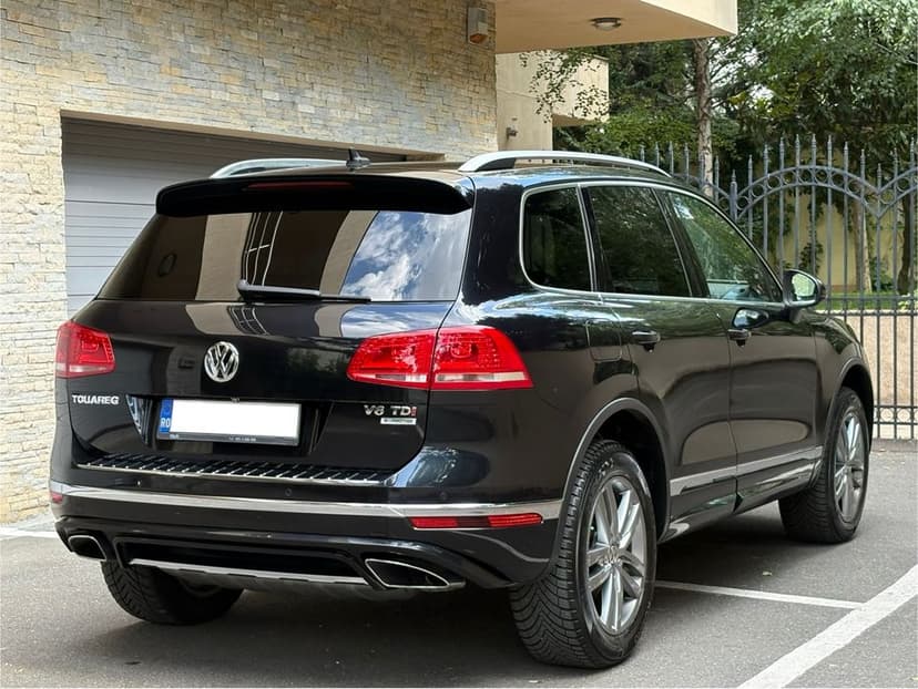 Volkswagen Touareg Pachet R Line 3.0 TDI 2017