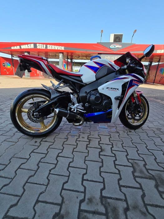 Vand HONDA CBR 1000rr