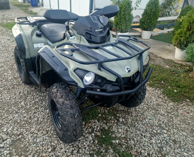 Atv Can-Am Outlander 450 - 4x4 – 2020, impecabil