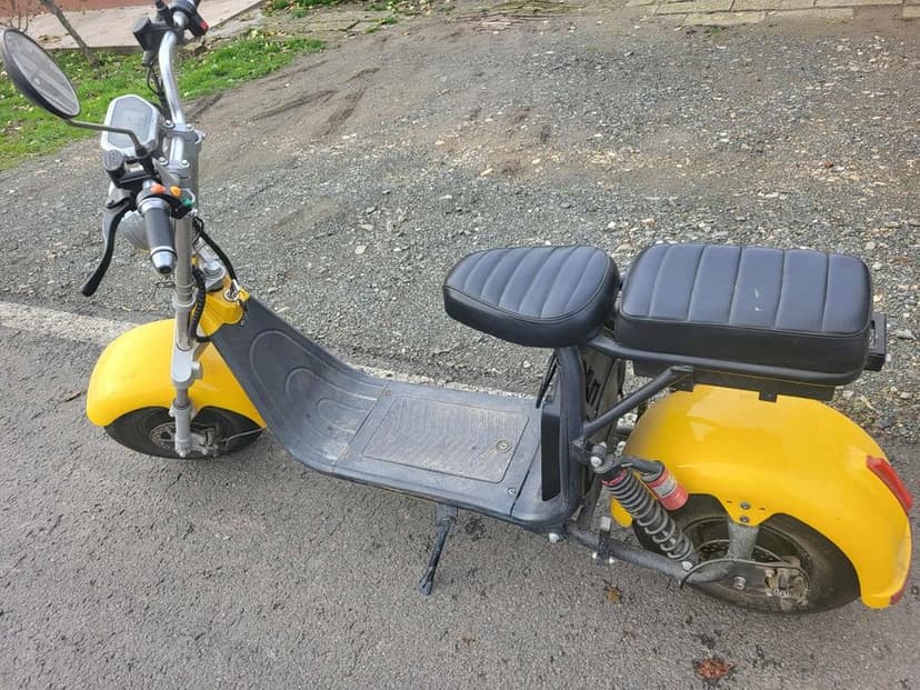 Vând scuter electric