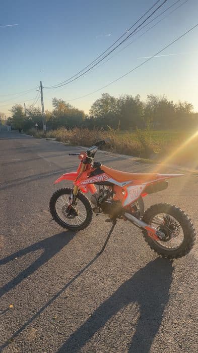 Ultra 125 4t model nou portocaliu