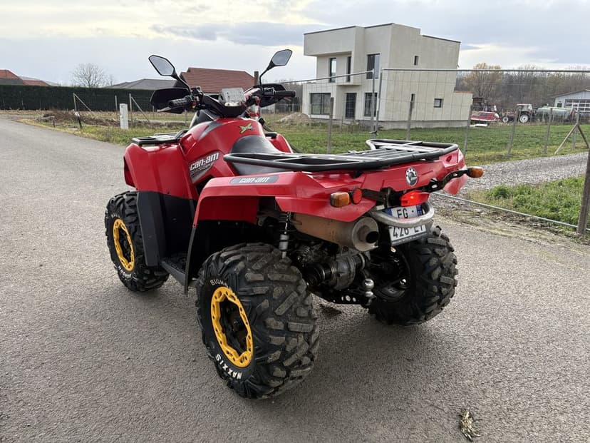 ATV Can am Outlander 650