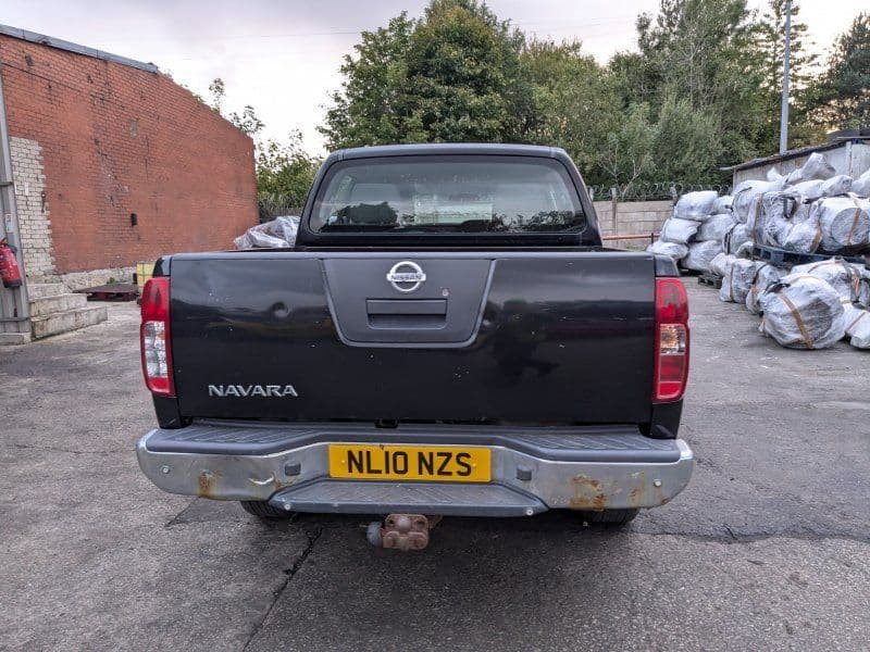 Dezmembrari / Dezmembrez Nissan Navara (D40) 2.5 DCi YD25DETI cutie viteze manuala cod culoare GN0