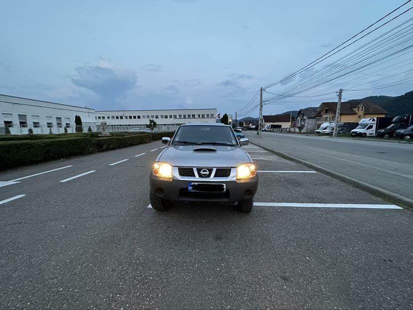 Nissan Navara D22
