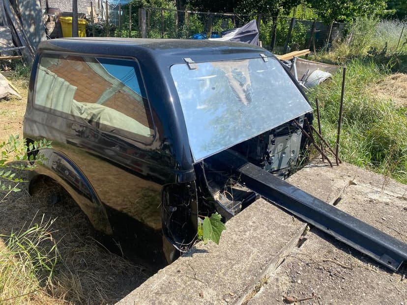 Hardtop Nissan Navara D40