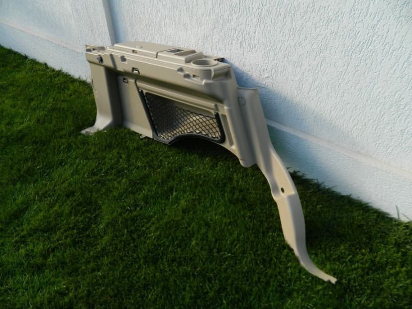 Protectie portbagaj stanga Land Rover Discovery 3 model 2004-2009