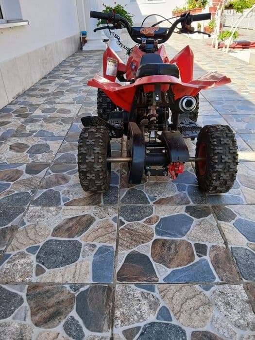 Vând atv copii 49 cc pe benzină nemțesc, foarte solid,  marca KXD
