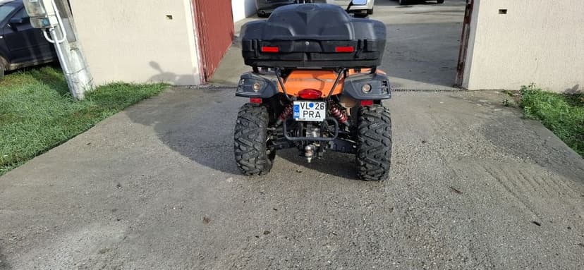 Vând ATV Linhai 400