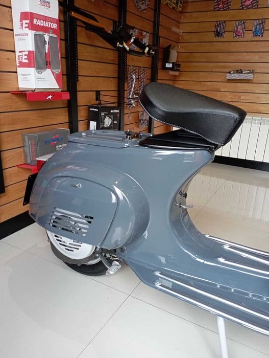 Vespa 50 Special 1982 restaurata complet si conversie la 125cc VMC