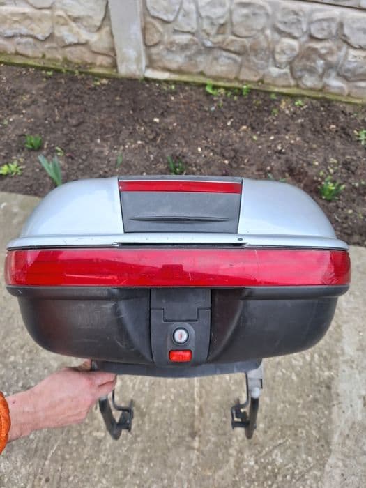 Topcase Yamaha FZS Fz6 Fz1 Hornet Cbf 600 Suzuki bandit