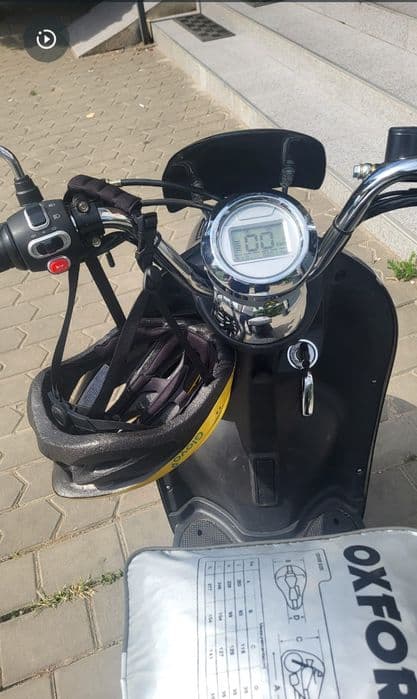 Tricicleta electrica două locuri