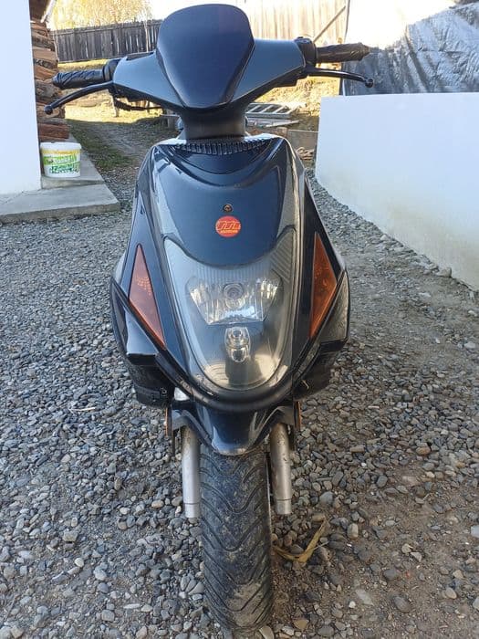 Vand scuter motom 49 cc 4t