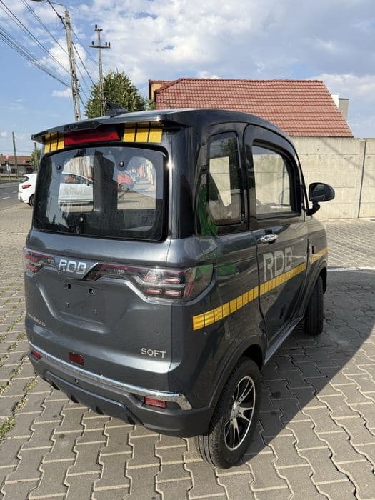 RDB Soft • 1 km • Ca nou • Se conduce de la 16 ani fără permis • Arad