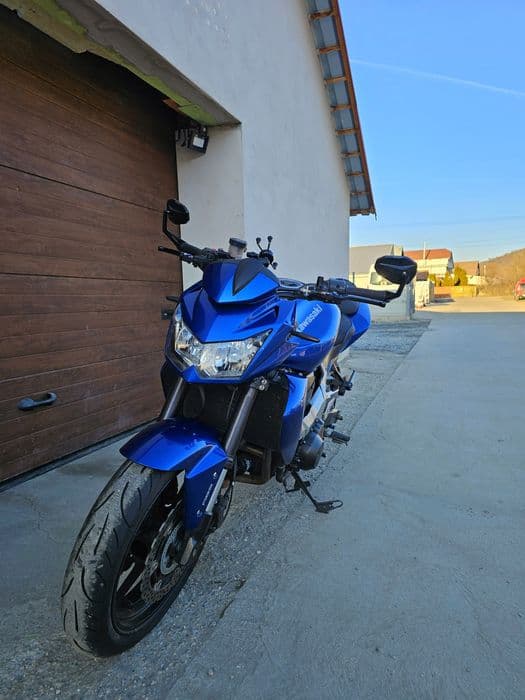Kawasaki Z750 cu ABS,an 2010, evacuare eXan, șa custom