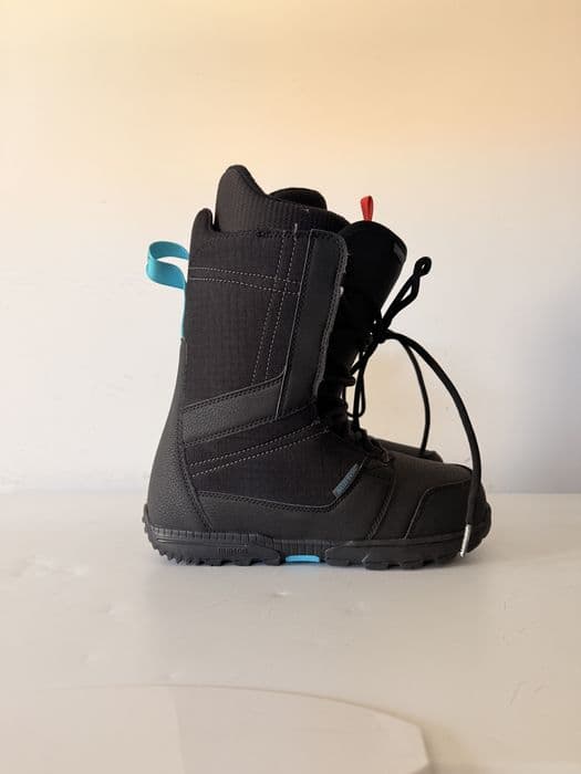 BURTON men anowbord boots