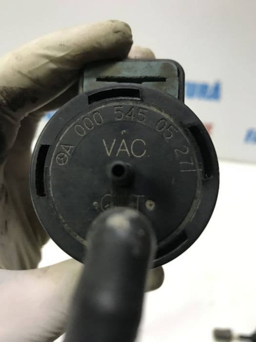 Electrovalva rezervor vacuum 2.7 Jeep Grand Cherokee Originale