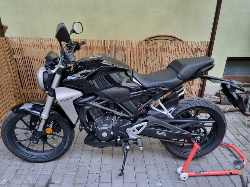 Honda CB 300R, an.2018, ABS, LED