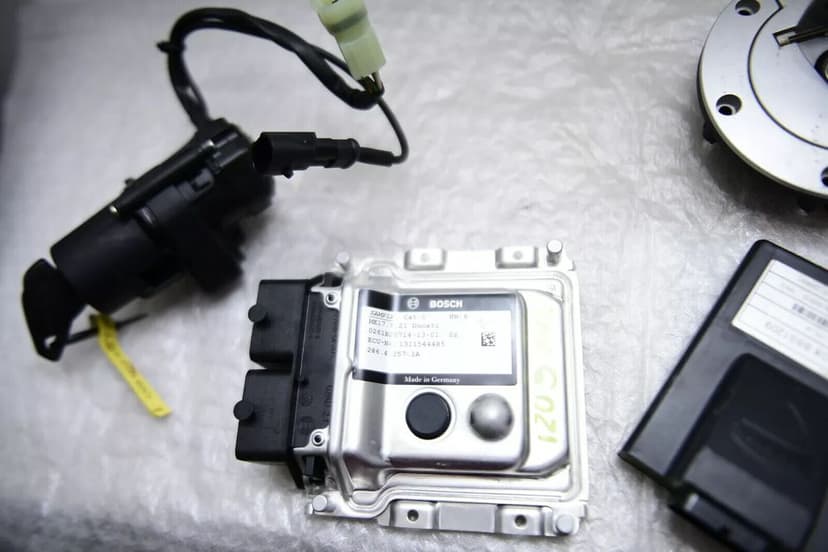 Set chei , ecu , calculator DUCATI Multistrada 950 2017 2018