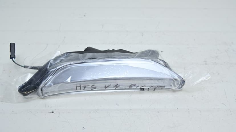 Ducati Multistrada V4 2021 - 2025 Semnalizare Fata Dreapta