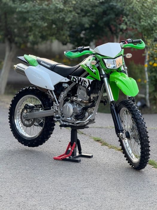 Vând Kawasaki KLX 250 2016 Enduro impecabil/Acte/Pornire buton