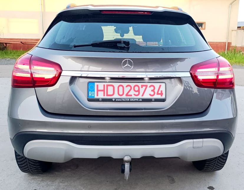Mercedes GLA 180 1.5 diesel înmatriculat Ro