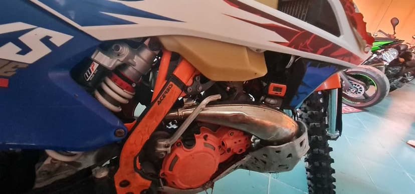 KTM EXC 300 TPI  ( nu beta/ husqvarna/ gas gas)