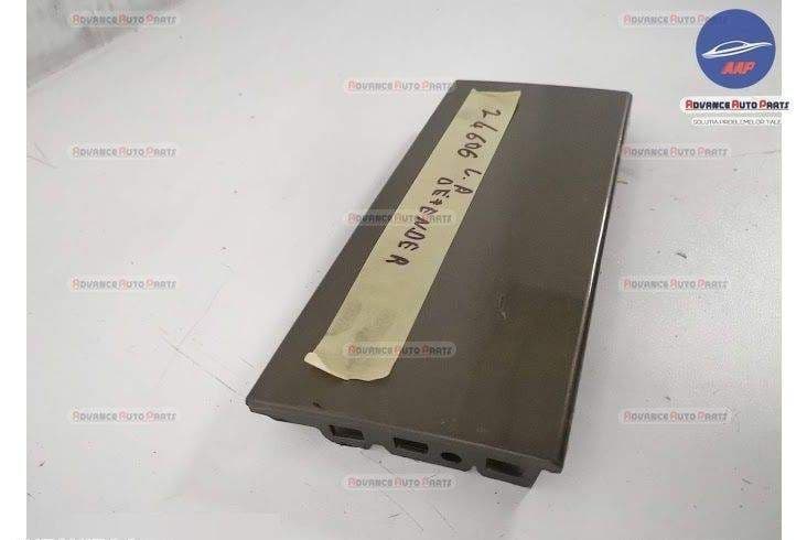 Ornament Sub Far Dreapta original Land Rover Defender 2 2019 2020