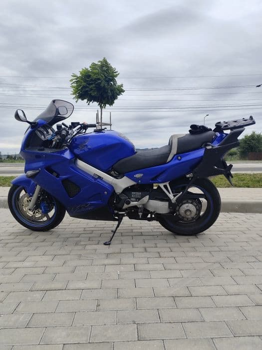 De vanzare Honda vfr 800