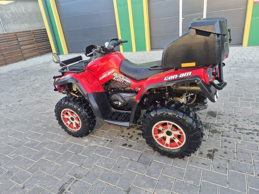 ATV CAN AM  bombardier  650 cc
