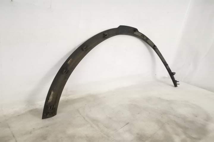 Overfender Dreapta Fata Original In Stare Buna Land Rover Discovery 5