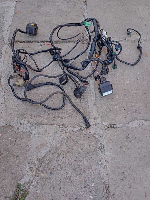 INSTALATIE electrica / suzuki gsxr 600 K