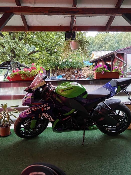 Kawasaki zx10  r