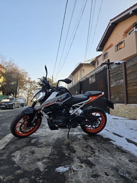 KTM Duke 125 2023